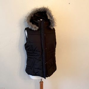 New York & Company Size L Vest